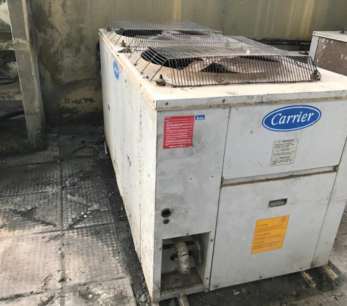 CENTRAL DE AR-CONDICIONADO CARRIER COMPLETO C/ PAINEL, COMPRESSOR, MOTOR
