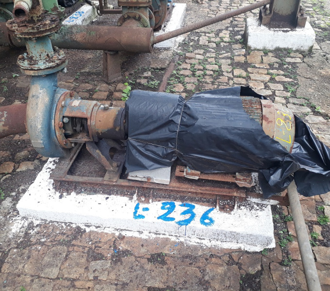 Tanque em A/C Acoplado C/ Motor-Bomba 30Cv WEG EQUIPE S/IND