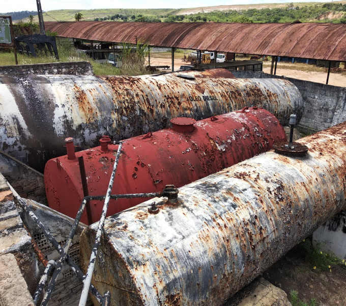 4 TANQUES EM A/C P/ ARMAZENAMENTO DE HORIZONTAL