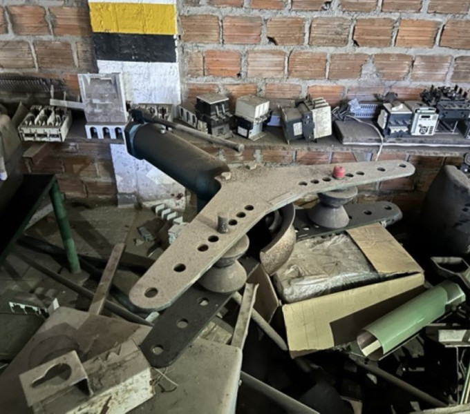 EQUIPAMENTO CORTADOR DE TUBOS (TARTARUGA)