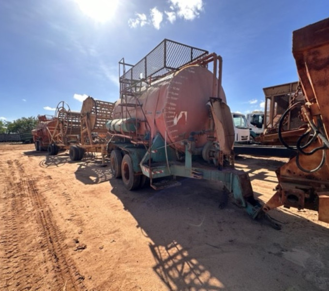 IMPLEMENTO TANQUE DIVERSO, FROTA: 127001
