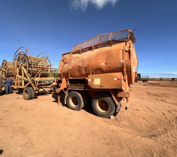 IMPLEMENTO TANQUE D'AGUA SAUC	, 1990, FROTA: 127002