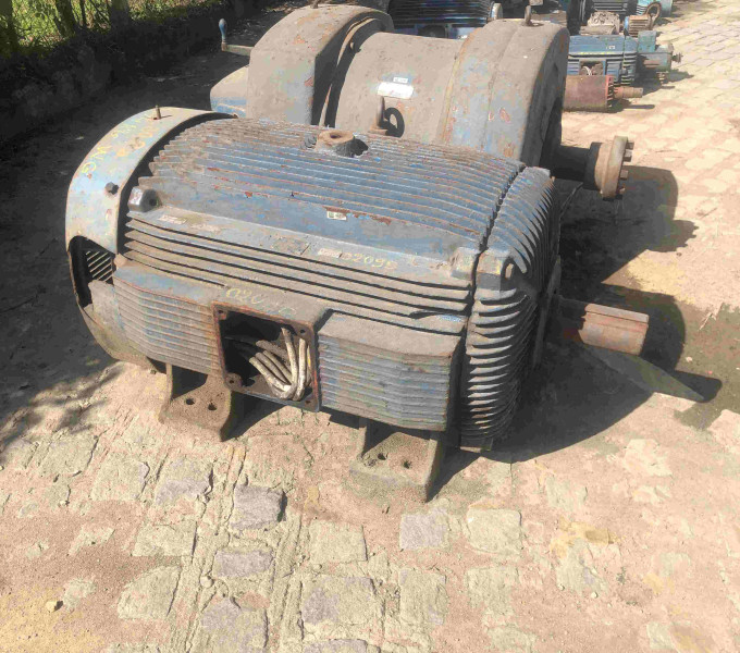 MOTOR WEG 400 CV 4 POLOS 440V