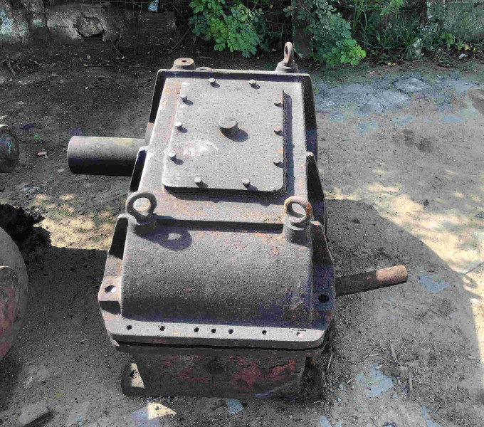 REDUTOR 1700 HP WOORKING 5000 RPM, SAIDA 1800 RPM