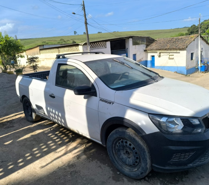 Automóvel Volkswagen Saveiro 1.6 Robust cabine simples, placa: QMD-4A55, RENAVAM: 01159620560, ano: 2018/19, frota:1043 + Item 10