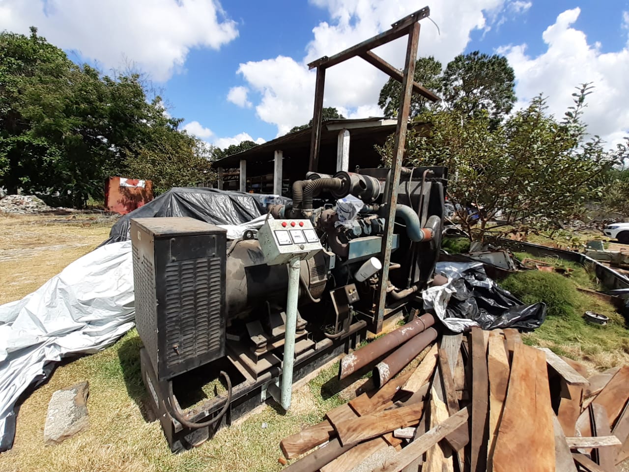 Gerador a Diesel trifásico Heimer 400KVA