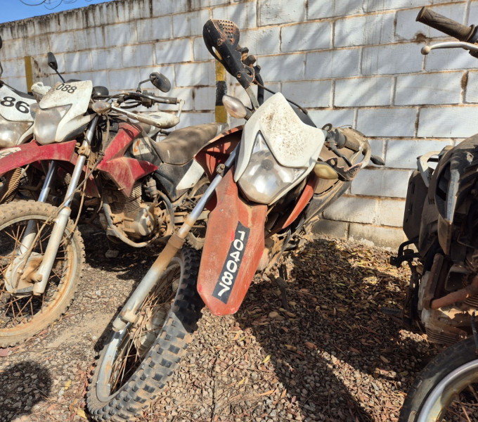 Motocicleta Honda NXR 150cc Bros ES, Ano 2014, Vermelha, Placa: OXG 7C21, Frota: 104087 + Item 2 CX8