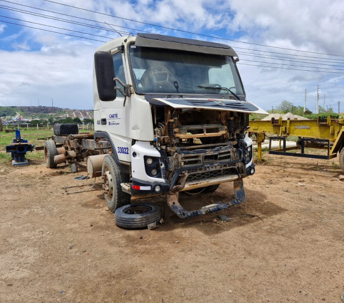 CAMINHÃO VOLVO / FM 440 6X4R, ANO 2011, FROTA 33022, PLACA: NML0628 (Sem motor)