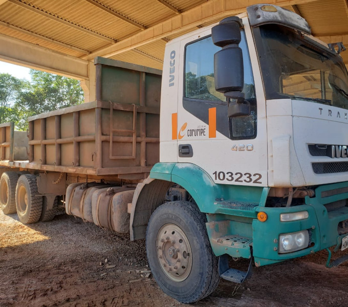Caminhão Iveco Trakker 380T42N, Ano: 2009, Placa: HDW 3286, Frota: 103232 + Item 3 CX1
