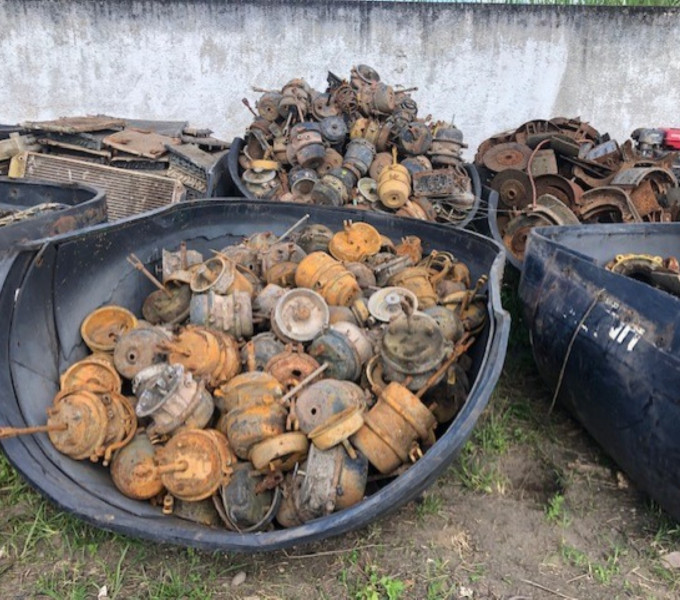 03 BEGS DE CUÍCA DE FREIO, APROX. 700KG