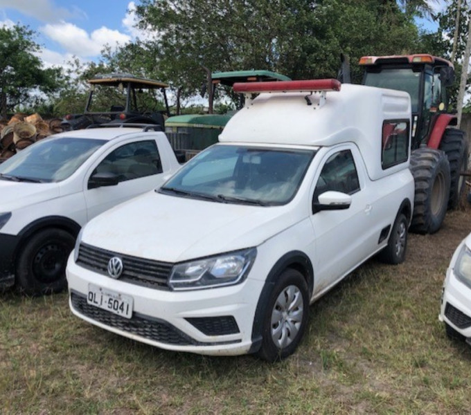 AUTOMOVEL AMBULANCIA VOLKSWAGEM SAVEIRO RB 1.6, ANO 2016/2017, PLACA: QLI 5041 (OBS: RODANDO, PNEUS BONS, CONTÉM ESTEPE) (RODANDO NA USINA)