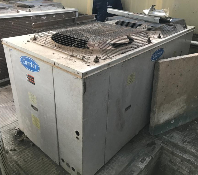 CENTRAL DE AR-CONDICIONADO CARRIER COMPLETO C/ PAINEL, COMPRESSOR, MOTOR