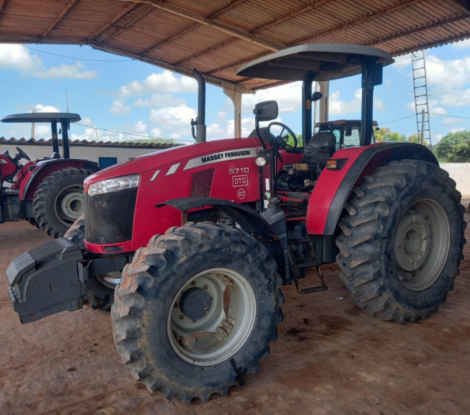 TRATOR DE PNEUS MASSEY FERGUSON 5710, ANO 2020 (OBS:RODANDO)