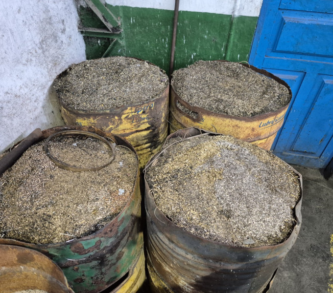 QUANTIDADE DE CASQUILHOS DE BRONZE 4", LIMALHAS E RASPAS DE BRONZE APROX. 6TON
