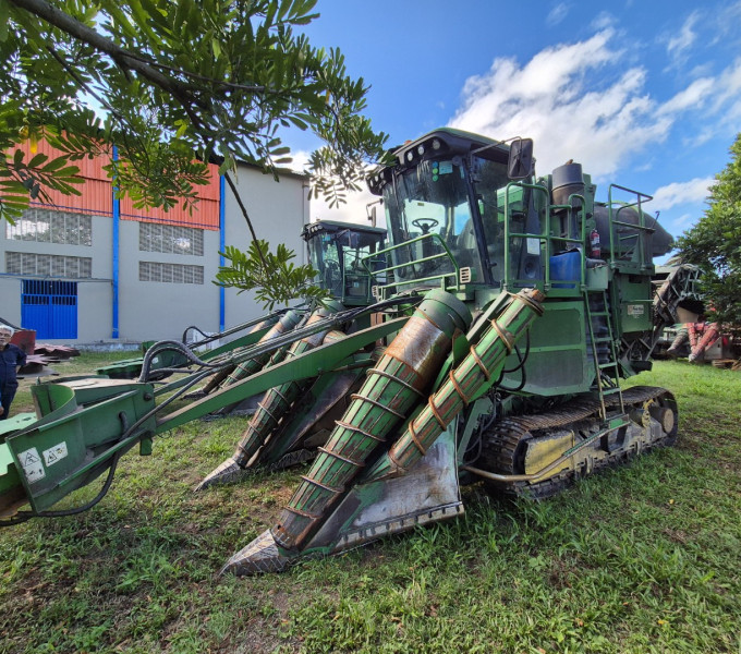 COLHEDORA DE CANA JOHN DEERE CH 3522, ANO: 2014, FROTA: 101194