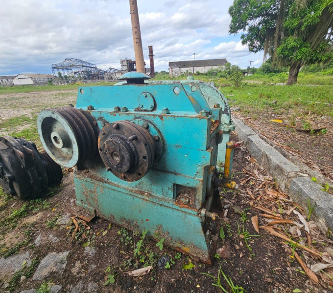 Redutor de Velocidade Dedini M2A-200 (25 HP – 1:16,35)