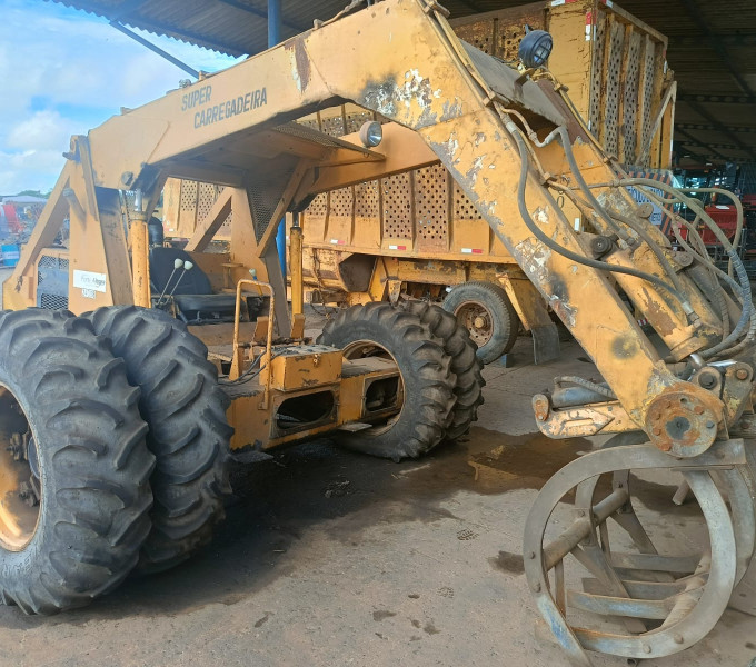 Super Carregadeira Implanor Bell, Frota: 24008