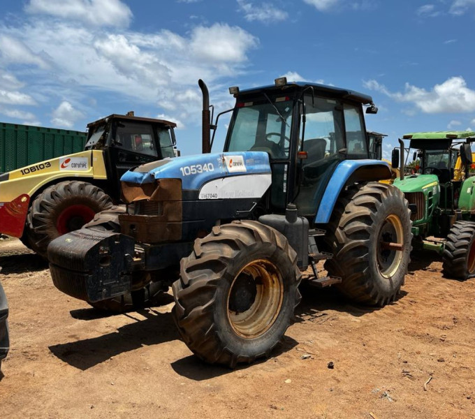 Trator New Holland NH TM 7040-4 cabinado, 2013, Frota: 105340