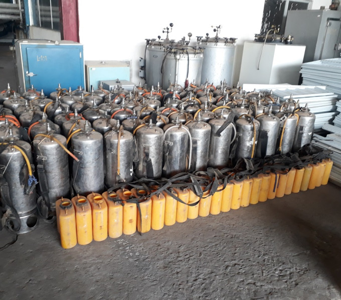 (76) Pulverizadores de Herbicida de Inox