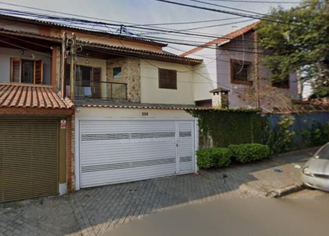 Casa Em Santo André, localizado em Santo André - SP, bairro Vila Camilópolis