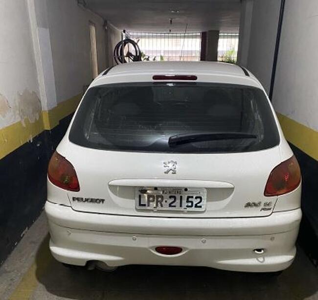 Veículo Peugeot 206