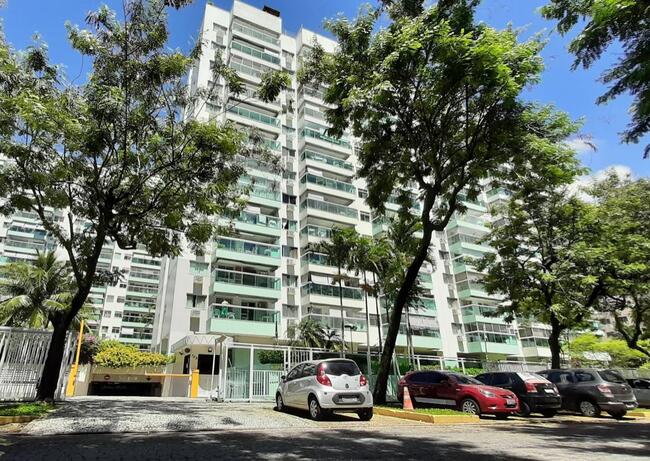 Apartamento em Jacarepaguá - Condomínio Rio 2