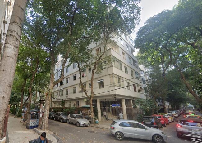 Apartamento no Catete