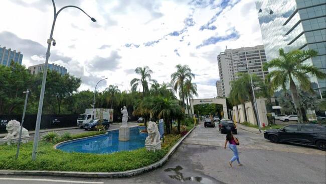 Sala Comercial no Península na Barra