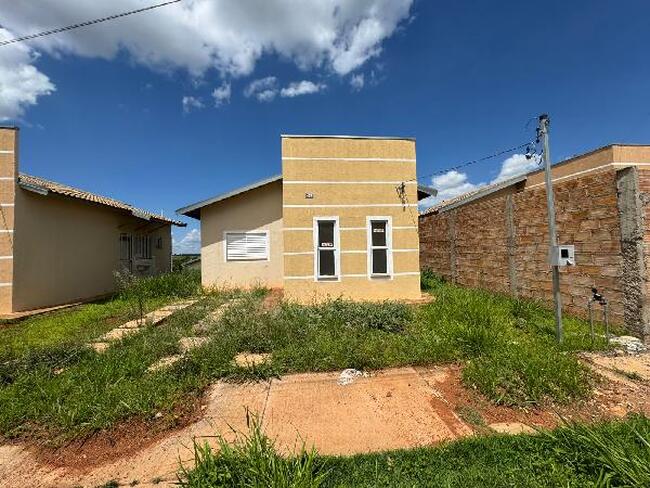Casa com 46,49m² de área privativa - localizado no endereço: loteamento residencial tamareiras, - uberaba/mg