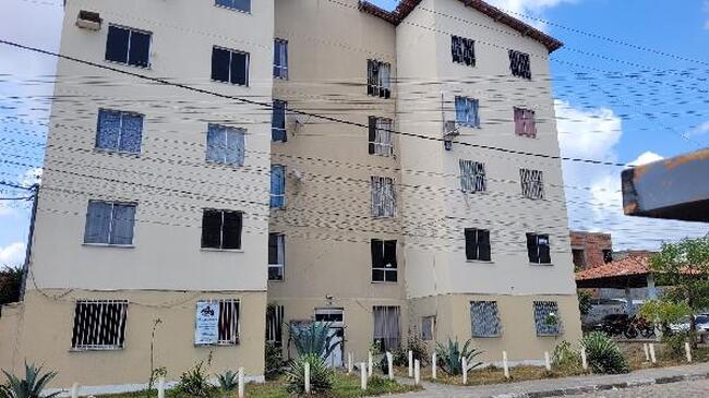 Apto Em Cond Res Bela Vista Residence, Tomba, Feira De Santana/ Ba, localizado em Feira De Santana - BA