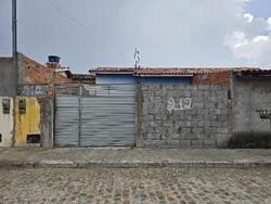Foto de Casa - Área privativa: 38,92 m²Com 2 qt(s), 1 Banheiro(s), - Localizado(a): AVENIDA ASA BRANCA, N. 212, QD D LT 05, PEDRA FERRADA, LOT ASA BRANCA - FEIRA DE SANTANA/BA - CEP: 44110000 - N° IPTU: 1158040035001 - MATRÍCULA: 82788 - OFICIO: 1