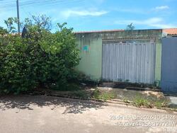 Foto de Casa - Área privativa: 61,26 m²Com 2 qt(s), 1 Banheiro(s), 1 Vaga na Garagem - Localizado(a): RUA 01, N. SN, LT 35 QD 10, , - VARZEA GRANDE/MT - CEP: 78100000 - N° IPTU: 615359 - MATRÍCULA: 100944 - OFICIO: 1