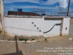Foto de Casa - Área privativa: 58,5 m²Com 2 qt(s), 1 Banheiro(s), - Localizado(a): RUA PROJETADA D, N. SN, LT 28 QD D, , - CHA DE ALEGRIA/PE - CEP: 55835000 - N° IPTU: 7551 - MATRÍCULA: 7551 - OFICIO: 1