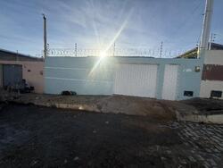 Foto de Casa - Área privativa: 64 m²Com 2 qt(s), 1 Banheiro(s), - Localizado(a): RUA JEEP, N. 31, LT 03 QD 38, SANTA JULIA, LOT NOVA MOSSORO II - MOSSORO/RN - CEP: 59640280 - N° IPTU: 1003128203034000000 - MATRÍCULA: 25632 - OFICIO: 6