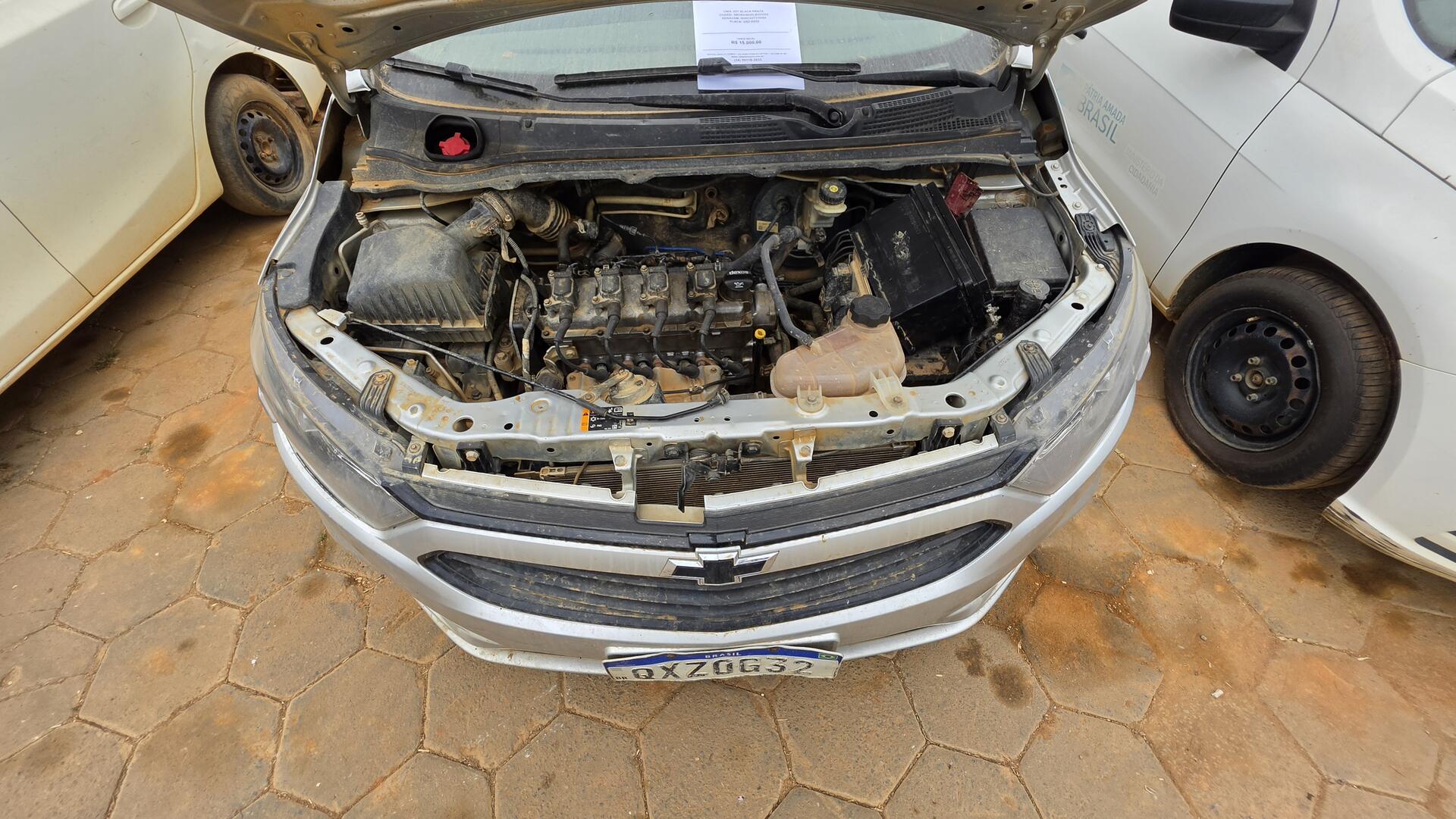 CHEVROLET ONIX JOY, COR PRATA, ANO 2020. — foto 9 de 11