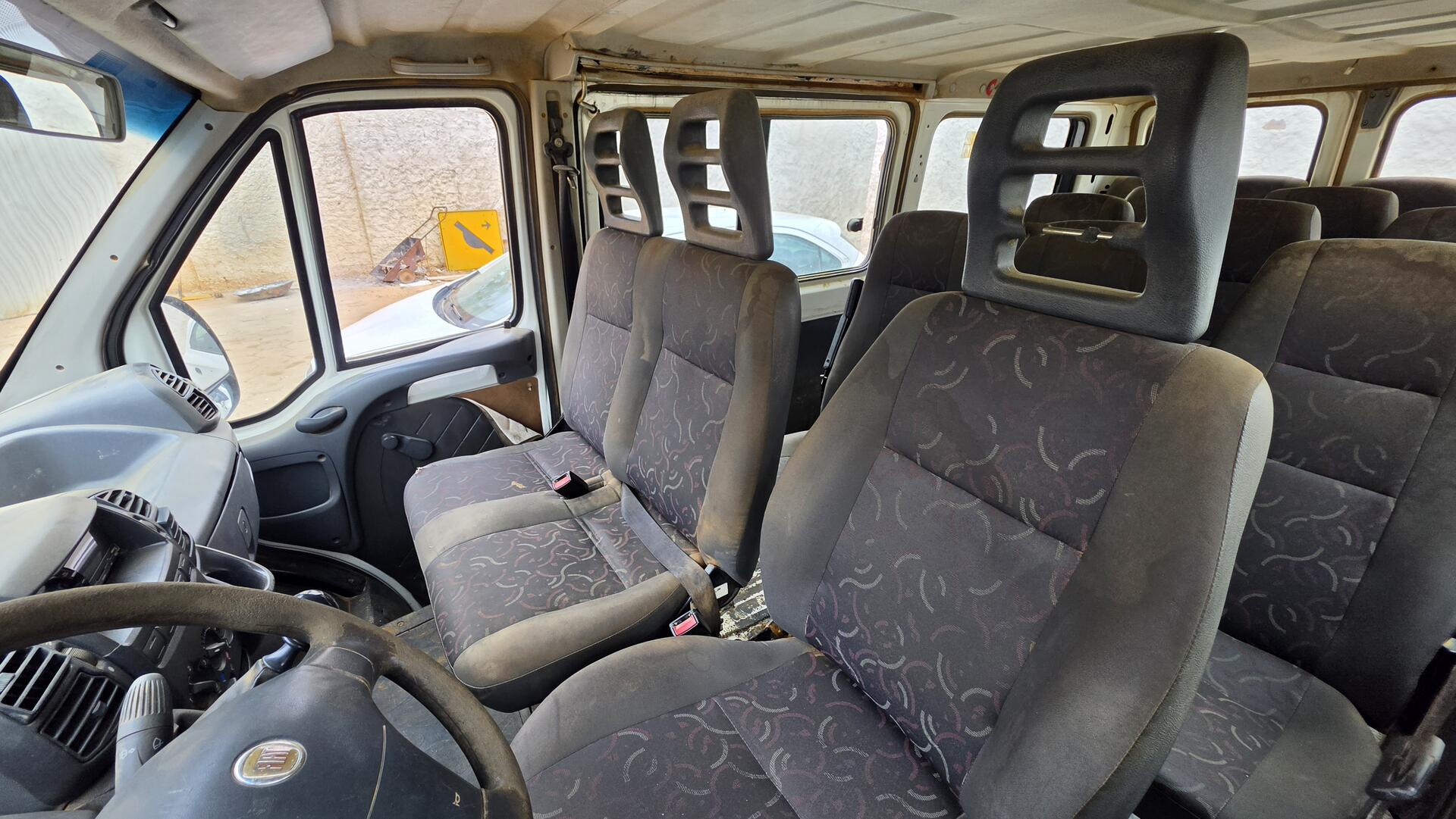 VAN FIAT Ducato Minibus Branco, ANO 2012 MODELO 2013 — foto 5 de 18