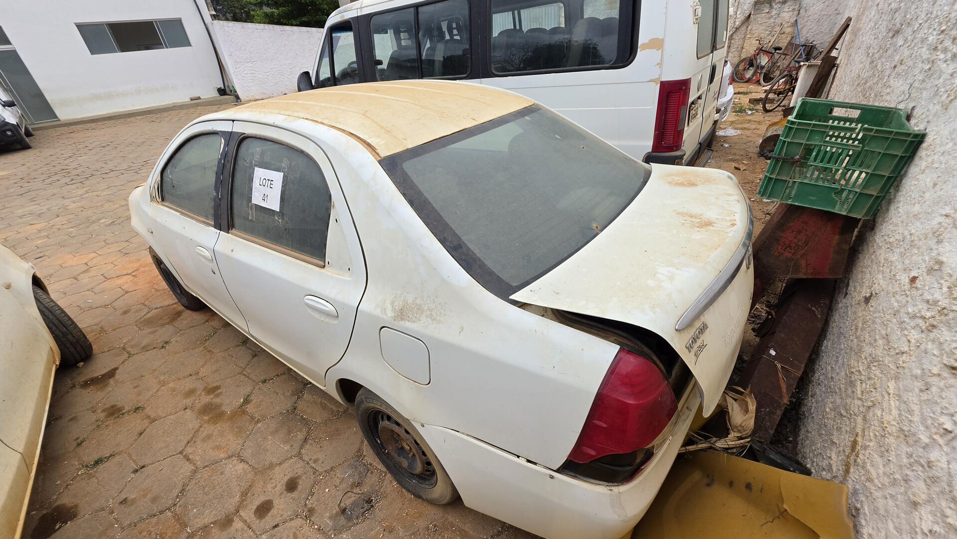 1 Toyota/ Etios SD XLS 1.5 Flex, ano 2014 — foto 5 de 12
