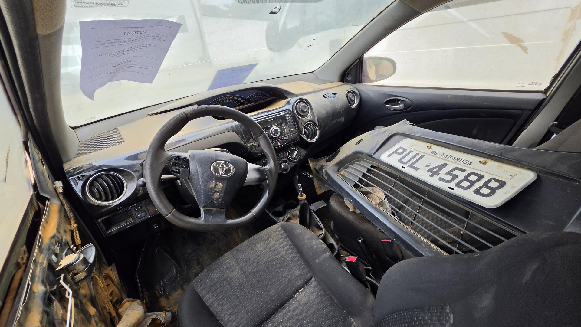 1 Toyota/ Etios SD XLS 1.5 Flex, ano 2014 — foto 8 de 12