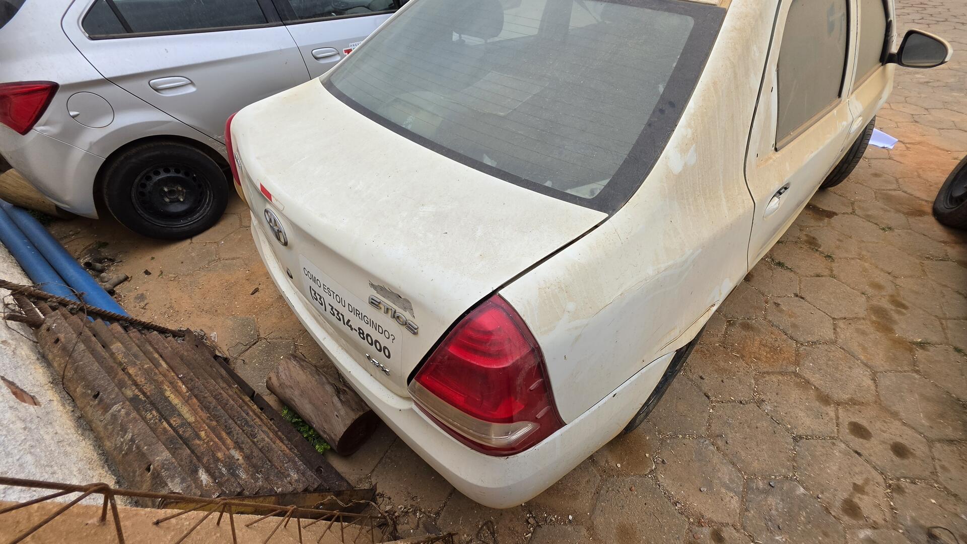 1 Toyota/ Etios SD X, 1.5 Flex, ano 2014 — foto 9 de 12