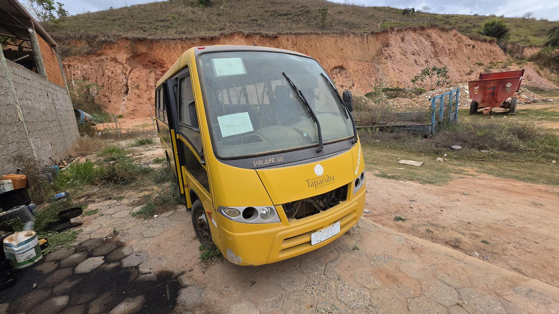 MICROÔNIBUS VOLARE V6 ES ANO E MODELO 2009, SEM BICOS INJETORES, MOTOR NO LUGAR — foto 3 de 17