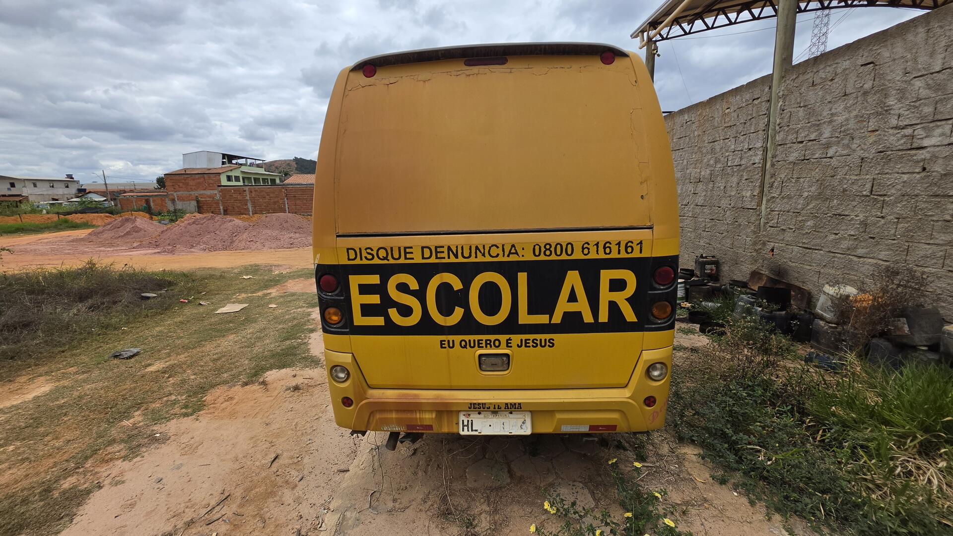 MICROÔNIBUS VOLARE V6 ES ANO E MODELO 2009, SEM BICOS INJETORES, MOTOR NO LUGAR — foto 15 de 17