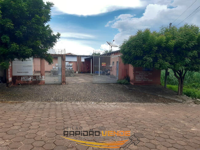 ******** LEILÃO 2354 ******** 1ª VC. DE AUGUSTINÓPOLIS IMÓVEL PARA FINS COMERCIAIS CONTENDO UM GALPÃO, CASA  E ESCRITÓRIO. LOCALIZADA NA RUA PLANALTO NO CENTRO DE AUGUSTINÓPOLIS  **PAGAMENTO PARCELADO** ENTRADA DE 25% + 30 PARCELAS MENSAIS.