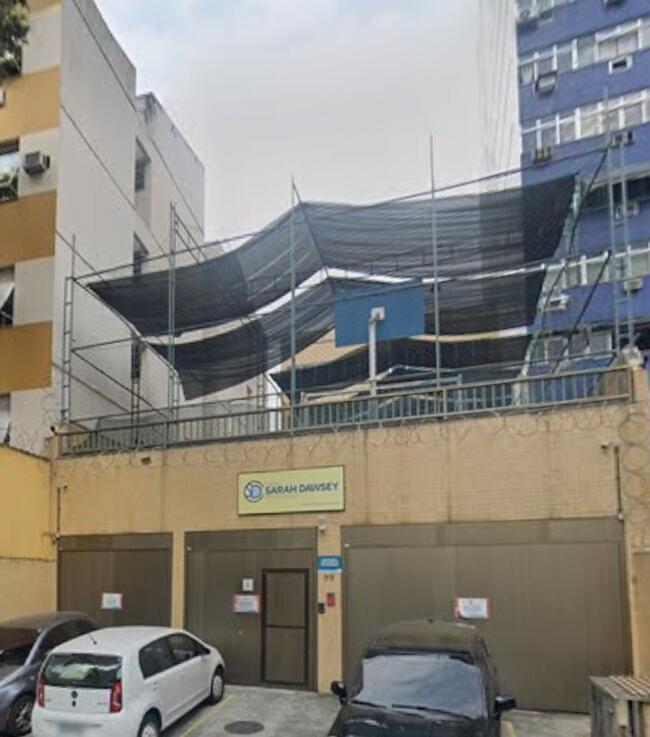 Prédio No Maracanã, localizado em Rio De Janeiro - RJ, bairro Maracanã