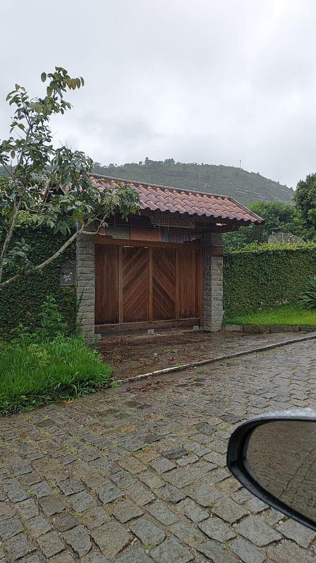 CASA CONDOMÍNIO TERESÓPOLIS