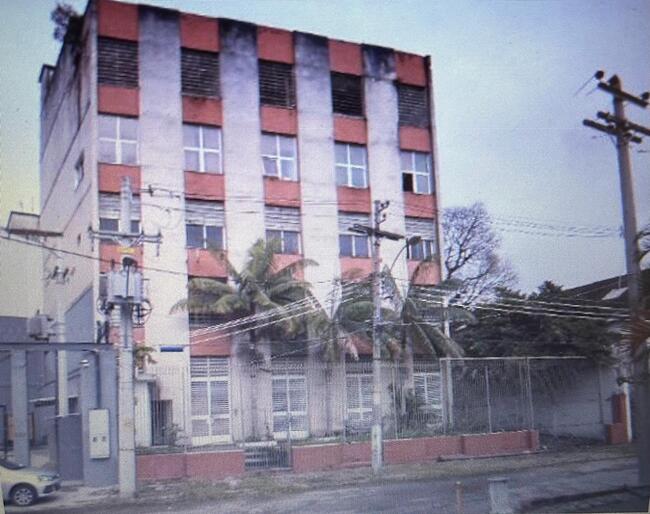 PRÉDIO COMERCIAL BENFICA