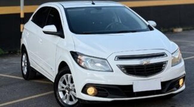 VEÍCULO GM CHEVROLET ONIX MT 1.4 8V 2015/2015