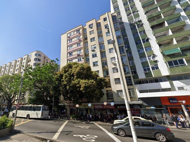 APARTAMENTO HUMAITA