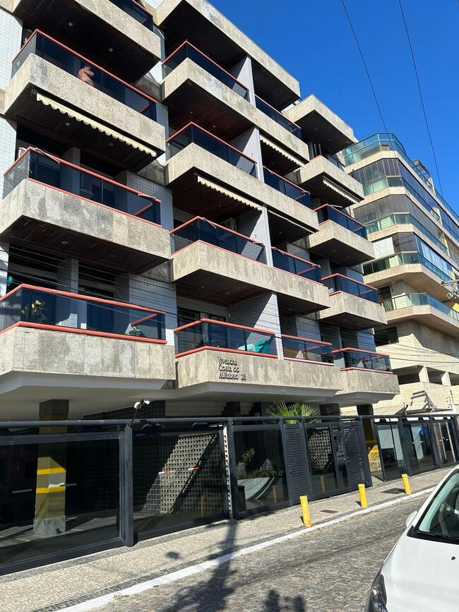 DUAS COBERTURAS CABO FRIO
