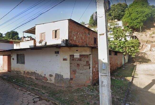 IMÓVEL (CASAS) LOCALIZADAS NO LOTEAMENTO DO BAIRRO MANOEL MAIA, EM CORONEL FABRICIANO, CORRESPONDENTE AO LOTE1, DE 300M², DA QUADRA 25