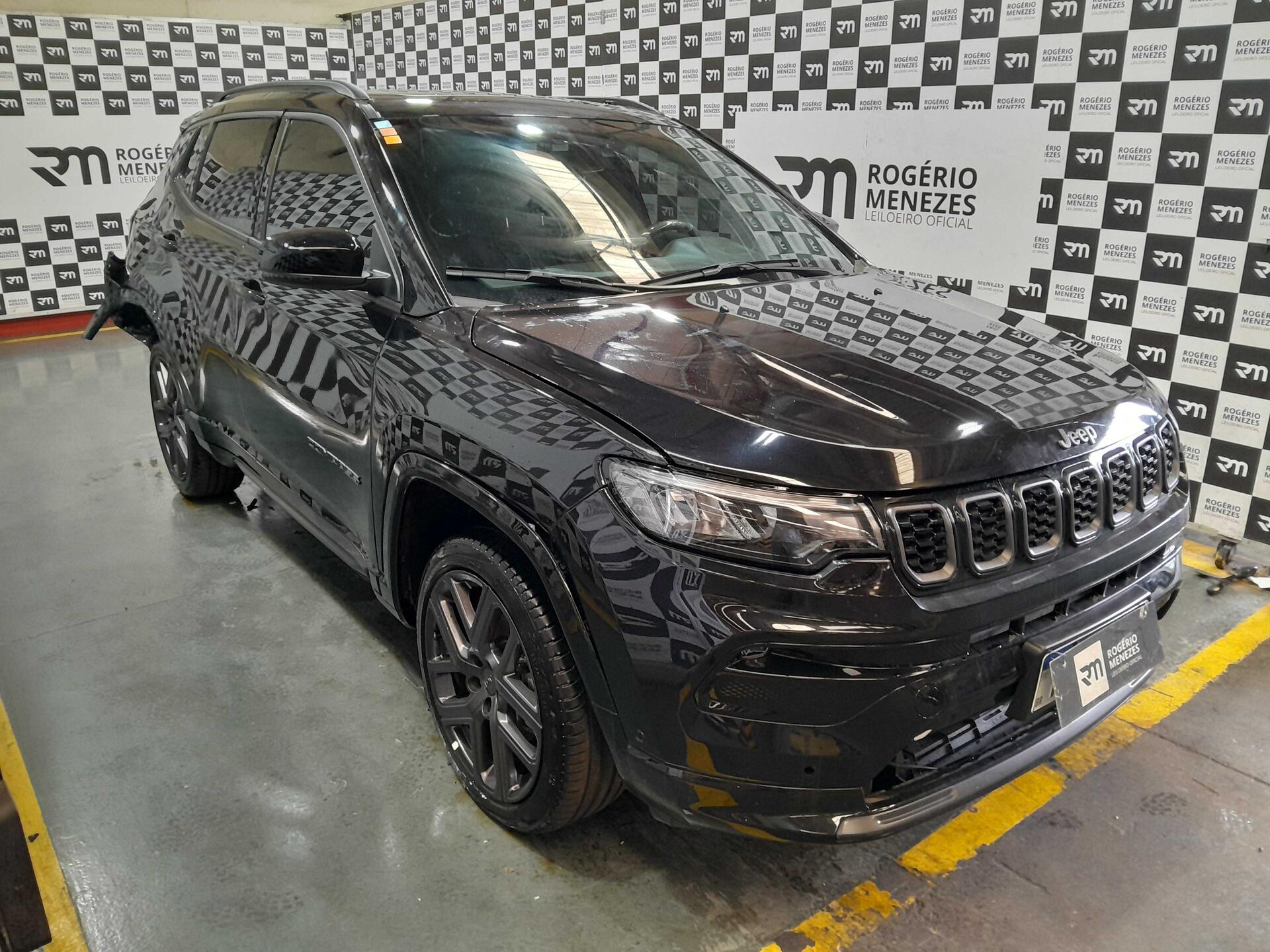 JEEP COMPASS SERIE S T 1.3 2024/2025 FLEX | Rogério Menezes